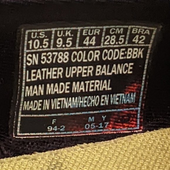 Sketchers GOGA MAX - Black Suede (Men's 10.5) - Picture 12 of 12